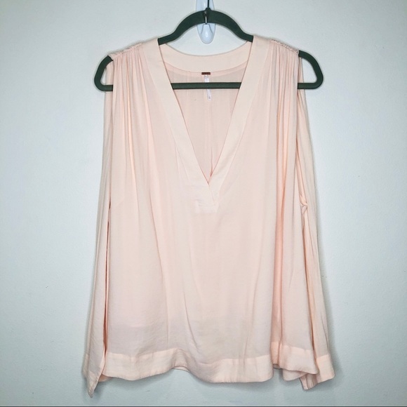 Free People Darcy Super V Cap Top Peach Pearl LG - Picture 2 of 6
